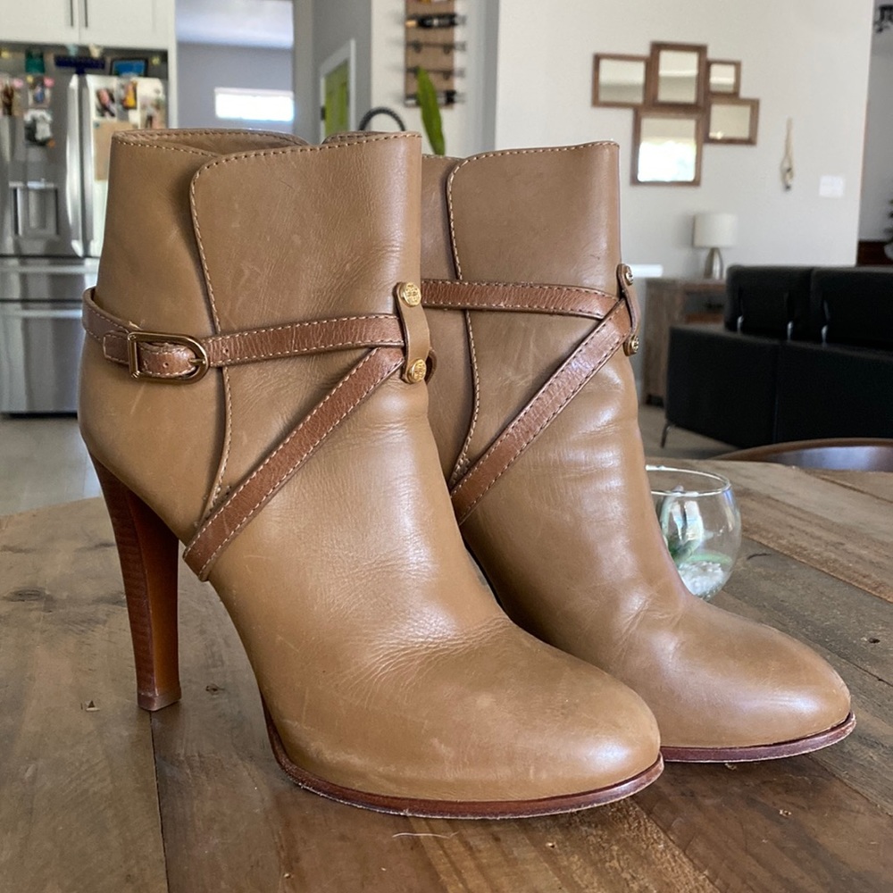 Tory Burch Camel Leather Booties Size 10.5